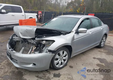 2010 Honda Accord 3.5 Ex-L z USA, uszkodzony, nr VIN 1HGCP3F81AA026000